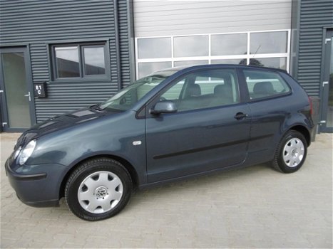 Volkswagen Polo - 1.4-16V Stuurbekrachtiging Model 2003 - 1