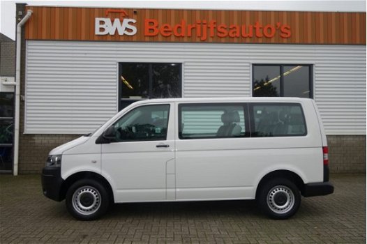 Volkswagen Transporter Kombi - 2.0 TDI L1H1 Trendline 9 persoons BPM vrij / € 16.450 ex btw / airco - 1