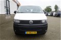 Volkswagen Transporter Kombi - 2.0 TDI L1H1 Trendline 9 persoons BPM vrij / € 16.450 ex btw / airco - 1 - Thumbnail