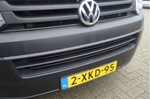 Volkswagen Transporter Kombi - 2.0 TDI L1H1 Trendline 9 persoons BPM vrij / € 16.450 ex btw / airco - 1