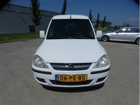 Opel Tour - 1.3 CDTI Comfort / Airco / Cruise control / Trekhaak / Elek ramen - 1