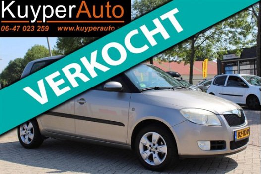 Skoda Roomster - 1.4-16V Comfort AIRCO/PANORAMADAK/NAVI - 1