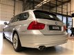 BMW 3-serie Touring - 330d High Executive 245 PK Automaat, Pano, VOL, Leder, Nav - 1 - Thumbnail