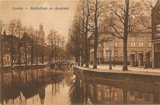 Leiden, Bibliotheek en Academie - 1