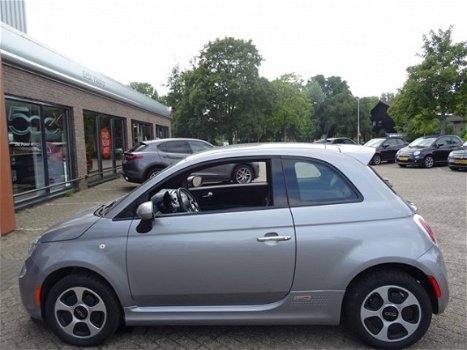 Fiat 500 - E 24KWH Incl BTW() elektrisch INCL 12MND GARANTIE CLIMATE/CRUISE/BLUE&ME/ELEK - 1