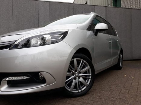 Renault Grand Scénic - 1.2 TCe Limited 7persoons RIJKLAAR airconditioning, cruise control, handsfree - 1