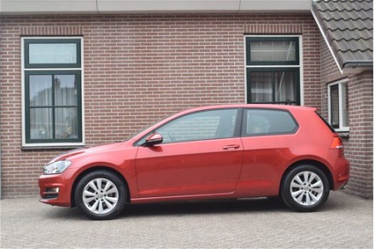 Volkswagen Golf - 1.4 TSI 150pk H6 ACT Business Edition Ecc Pdc Camera Navigatie 3drs - 1