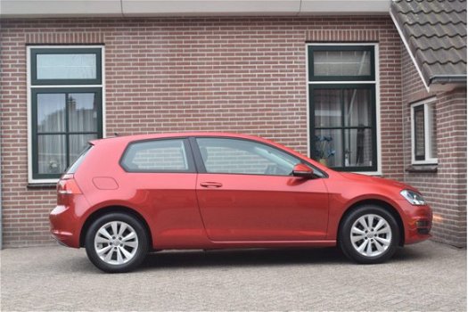 Volkswagen Golf - 1.4 TSI 150pk H6 ACT Business Edition Ecc Pdc Camera Navigatie 3drs - 1