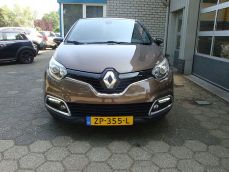 Renault Captur - 0.9 TCe Helly Hansen - 1