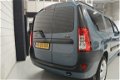 Dacia Logan MCV - 1.6-16V Lauréate // AIRCO // 135.000 km // - 1 - Thumbnail