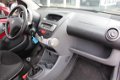Peugeot 107 - 1.0-12V XS / Elek ramen / Radio/CD/AUX-speler / 5-DRS APK 8-2020 - 1 - Thumbnail