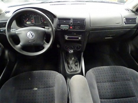 Volkswagen Golf - 1.6-16V Comfortline 5 Deurs - 1