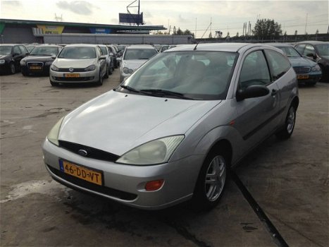 Ford Focus - 1.4-16V Trend - 1