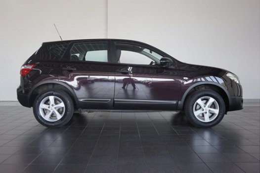 Nissan Qashqai - 1.6 2WD Visia + Lichtmetaal + Airco - 1