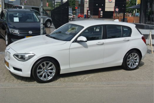 BMW 1-serie - 116i Business+ 136 PK..Navigatie..Leder..Xenon - 1