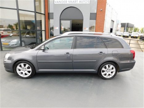 Toyota Avensis Wagon - 2.0 VVTi Executive CRUISE CONTROL NAVI - 1