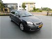 Toyota Avensis Wagon - 2.0 VVTi Executive CRUISE CONTROL NAVI - 1 - Thumbnail