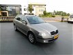 Skoda Octavia Combi - 1.6 Ambiente AUTOMAAT NAVI - 1 - Thumbnail