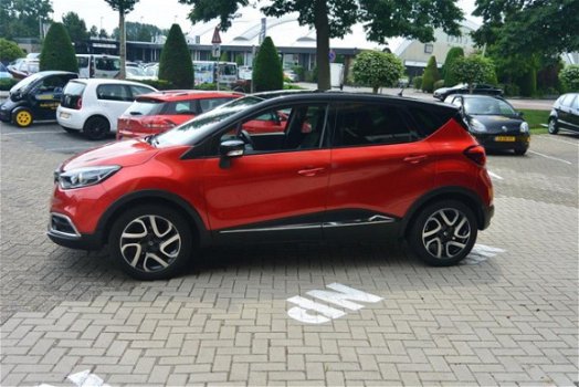 Renault Captur - 0.9 TCe Helly Hansen zonder afl.kosten + BOVAG garantie - 1