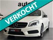 Mercedes-Benz A-klasse - 200 AMG-Line , Panorama, Camera, Pdc - 1 - Thumbnail