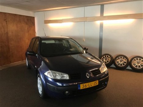 Renault Mégane - 1.6-16V Expression Basis Apk Nw, 2e eigenaar, Cruise, Airco, trekhaak, N.A.P, Nette - 1