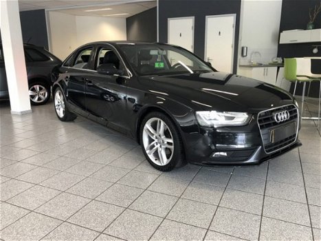 Audi A4 - 1.8 TFSIe Edition - Leder- Navi - dealer onderhouden - 1