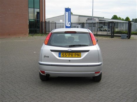 Ford Focus - 1.6-16V Futura 119 DKM - 1