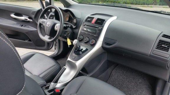 Toyota Auris - 1.6 Comfort 2de eigenaar leder automaat nieuwe apk 2020 dealer onderhouden - 1