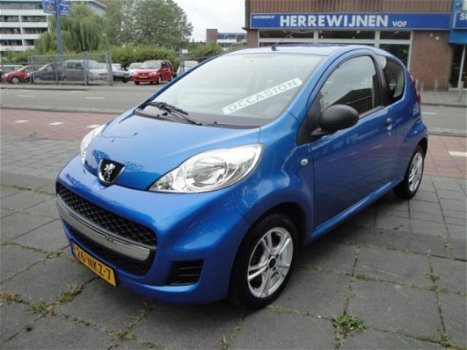 Peugeot 107 - 1.0-12V Base 3-Drs - 1