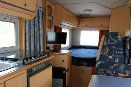 Chausson Welcome 80 vastbed en dinette 4 pers - 6