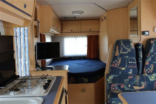 Chausson Welcome 80 vastbed en dinette 4 pers - 7