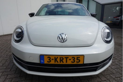 Volkswagen Beetle - 1.4 TSI 160pk Sport | Navi | Cruise | Fender geluidssysteem - 1