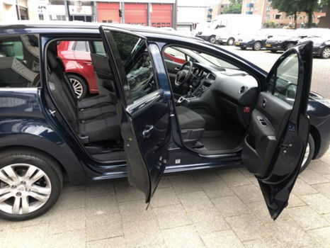 Peugeot 5008 - 1.6 THP Blue Executive 7p - 1