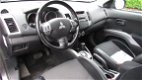 Mitsubishi Outlander - 2.0 Intro Edition AUTOMAAT/TREKHAAK - 1 - Thumbnail