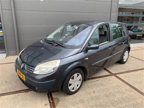 Renault Scénic - 1.6-16V Expression Basis Nieuwe distributie en waterpomp - 1