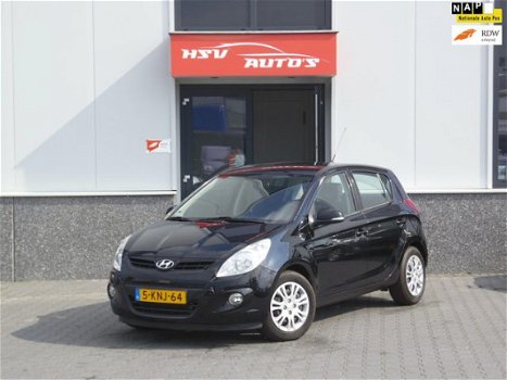 Hyundai i20 - 1.4 CRDi Business Edition NETTE AUTO AIRCO (bj2012) - 1