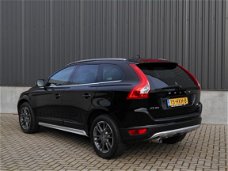 Volvo XC60 - 2.4D Automaat Summum R-Design pakket met Leer / Navi / Bi-Xenon / 19" LMV / Clima