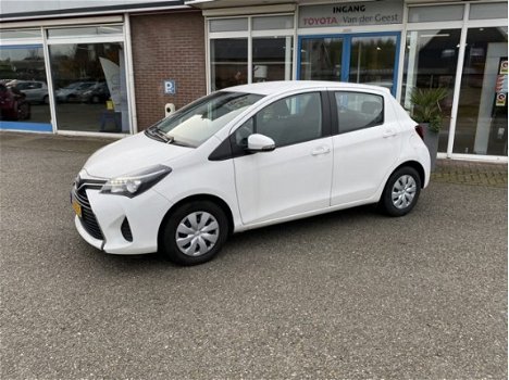 Toyota Yaris - 1.0 VVT-i Aspiration - 1