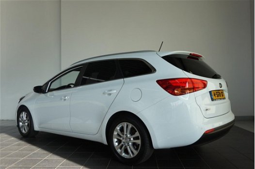 Kia Cee'd - 1.6 GDI 135 PK AUTOMAAT Super Pack - 1