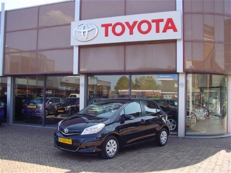 Toyota Yaris - 1.3 VVT-i Now - 1