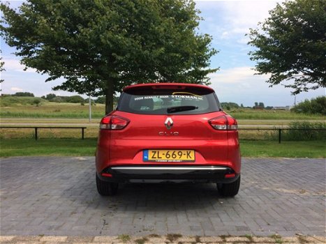 Renault Clio Estate - TCe 90pk Intens | Demo | Demonstratieauto | RIJKLAARPRIJS INCLUSIEF AFLEVERPAK - 1