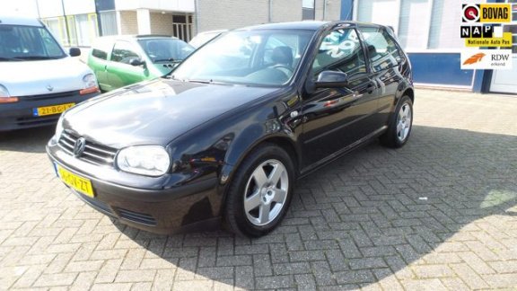 Volkswagen Golf - 1.9 TDI Master Edition Sport - 1