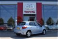 Toyota Auris - 1.8 Full Hybrid Aspiration Automaat 136pk | Cruise | Climate | Navigatie | - 1 - Thumbnail