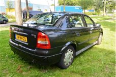Opel Astra - 1.8-16V Edition *sedan*airco*automaat*1ste eigenaar