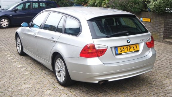 BMW 3-serie Touring - 318i - 1