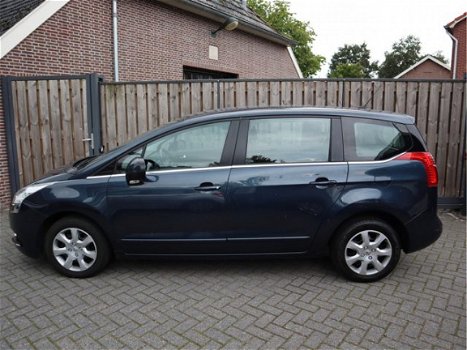 Peugeot 5008 - 1.6 HDiF 112 pk H6 Blue Lease 5p. Navi, Ecc, Pdc, Hoge zit & Zuinig - 1