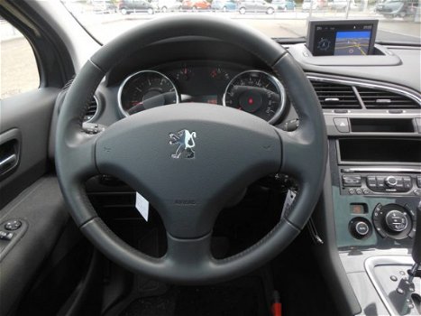 Peugeot 5008 - 1.6 THP Active 5p. AUTOMAAT | Climate control | Cruise control | Navigatie | Panorama - 1