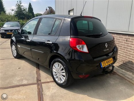 Renault Clio - 1.2 Authentique 5-drs - 1