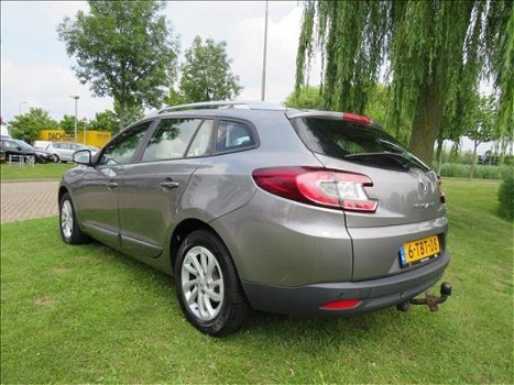 Renault Mégane Estate - 1.5 Dci Expression 126000km AIRCO NAVI LMV *NL-AUTO - 1