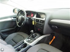 Audi A4 Avant - 2.0 TDI Pro Line Business Dealer onderhouden